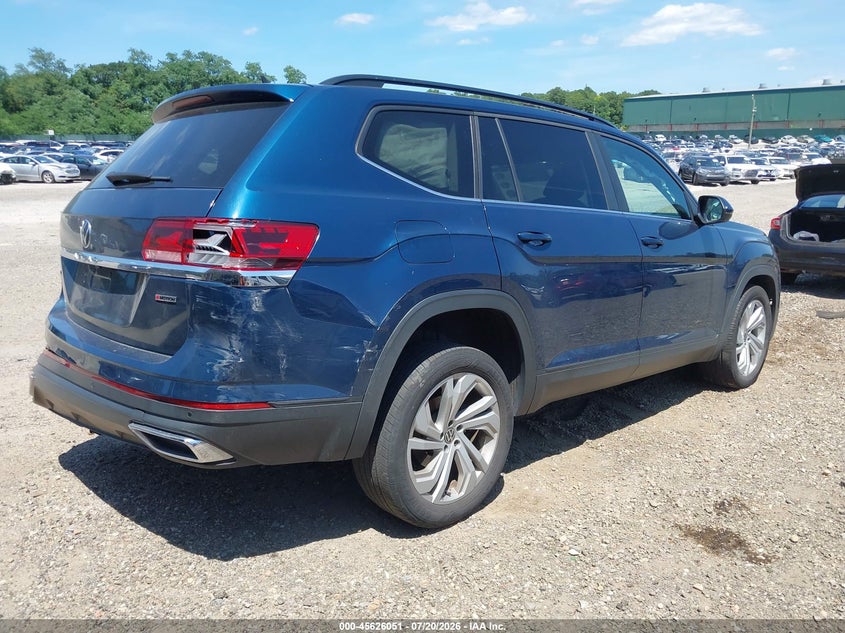 2021 Volkswagen Atlas VIN 1V2HR2CA1MC587661 IAAI salvage auction — LEFT SIDE, Salvage Title, sold $2,950 on 2026-09-03 (photo 4)