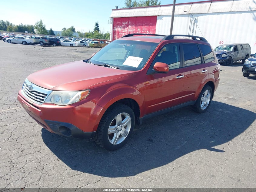 2010 Subaru Forester VIN JF2SH6CC1AH913168 IAAI salvage auction — FRONT END, Clear-Dealer Only (Oregon), sold $3,050 on 2026-07-30 (photo 2)