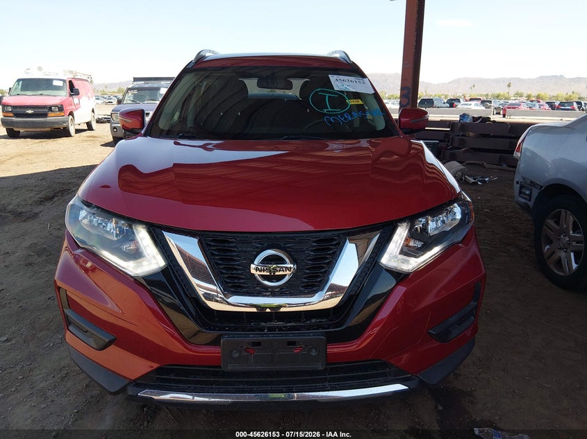 2017 Nissan Rogue VIN JN8AT2MT0HW136072 IAAI salvage auction — SIDE, Salvage Title, sold $1,150 on 2026-07-28 (photo 6)