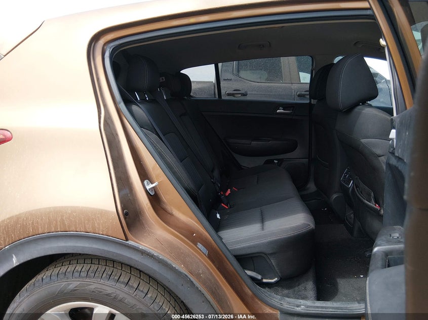2017 Kia Sportage VIN KNDPM3AC3H7080653 IAAI salvage auction — NORMAL WEAR, Clear-Dealer Only (Arizona), sold $1,950 on 2026-07-28 (photo 8)