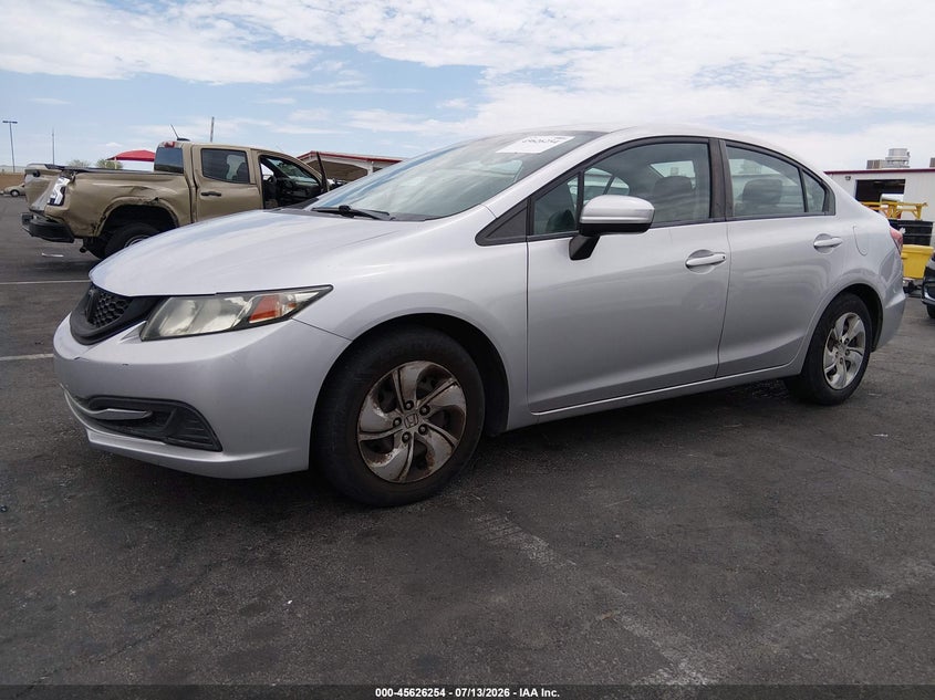 2014 Honda Civic VIN 19XFB2E54EE055537 IAAI salvage auction — NORMAL WEAR, Salvage Title, sold $1,550 on 2026-07-24 (photo 2)
