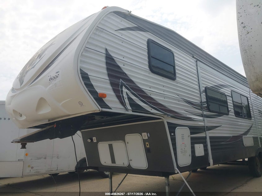 2013 Puma VIN 4X4FPTL22DP045291 IAAI salvage auction — SIDE, Salvage (Illinois), sold $2,050 on 2026-09-02 (photo 6)