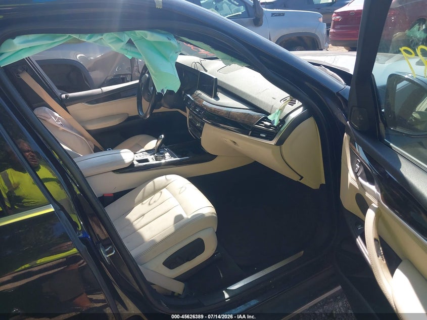 2017 BMW X5 VIN 5UXKR0C30H0V73236 IAAI salvage auction — NORMAL WEAR, Clear (Indiana), sold $1,400 on 2026-07-29 (photo 5)