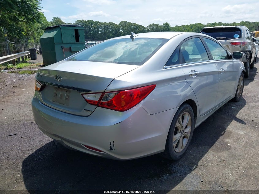 2011 Hyundai Sonata VIN 5NPEC4AC6BH032504 IAAI salvage auction — NORMAL WEAR, Clear (North Carolina), sold $25 on 2026-07-30 (photo 4)