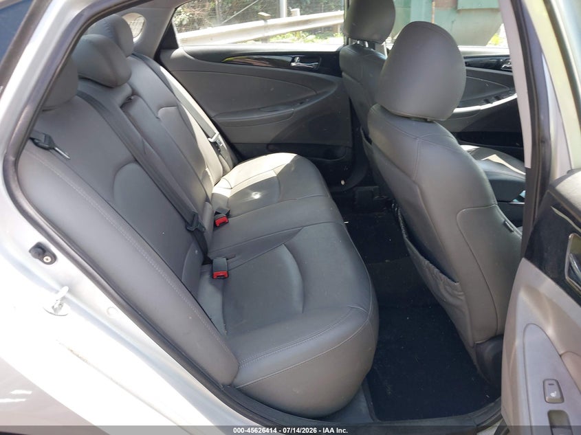 2011 Hyundai Sonata VIN 5NPEC4AC6BH032504 IAAI salvage auction — NORMAL WEAR, Clear (North Carolina), sold $25 on 2026-07-30 (photo 8)