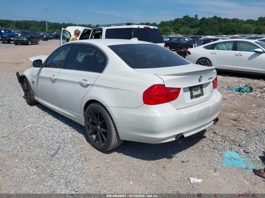 2011 BMW 3 series VIN WBAPL5C56BA919196 IAAI salvage auction — FRONT END, Salvage (Pennsylvania), sold $650 on 2026-07-29 (photo 3)