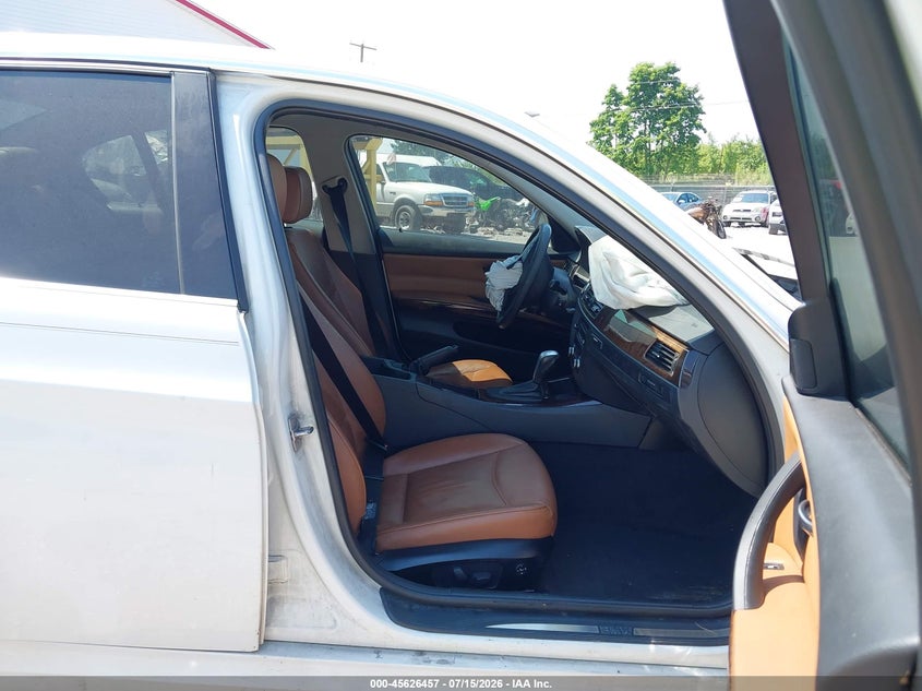 2011 BMW 3 series VIN WBAPL5C56BA919196 IAAI salvage auction — FRONT END, Salvage (Pennsylvania), sold $650 on 2026-07-29 (photo 5)