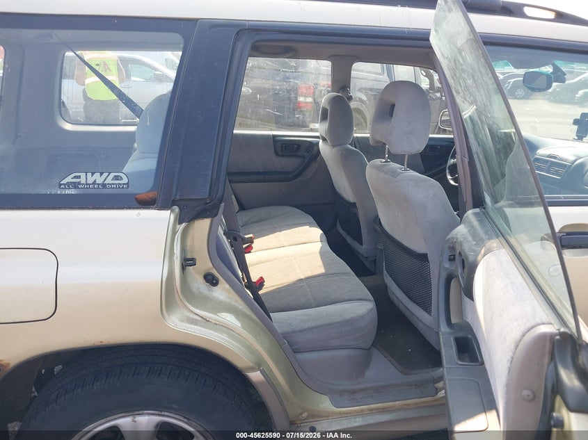2001 Subaru Forester VIN JF1SF65521H758249 IAAI salvage auction — NORMAL WEAR, Clear-Dealer Only (Indiana), sold $275 on 2026-07-23 (photo 8)