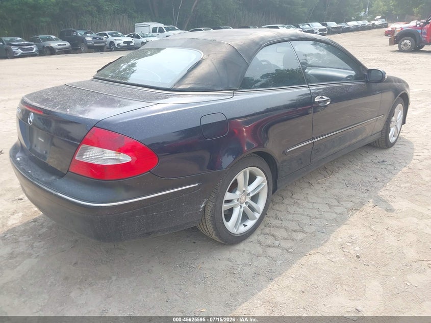 2009 Mercedes-benz Clk-class VIN WDBTK56F59T101593 IAAI salvage auction — UNKNOWN, Salvage (Vermont), sold $1,100 on 2026-08-20 (photo 4)