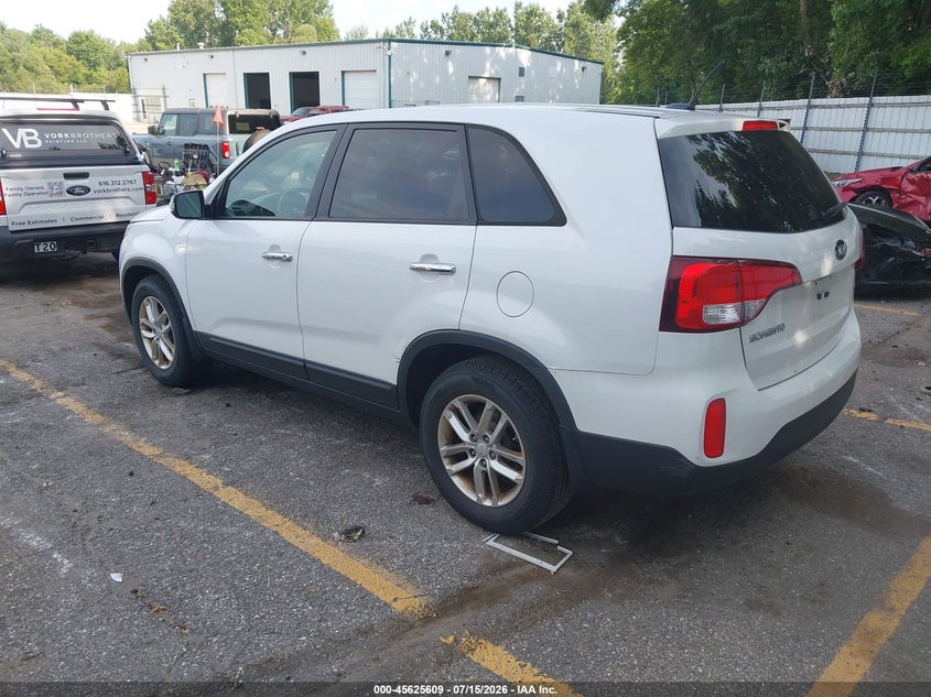 2015 Kia Sorento VIN 5XYKT3A62FG583159 IAAI salvage auction — NORMAL WEAR, Clear (Michigan), sold $775 on 2026-07-20 (photo 3)