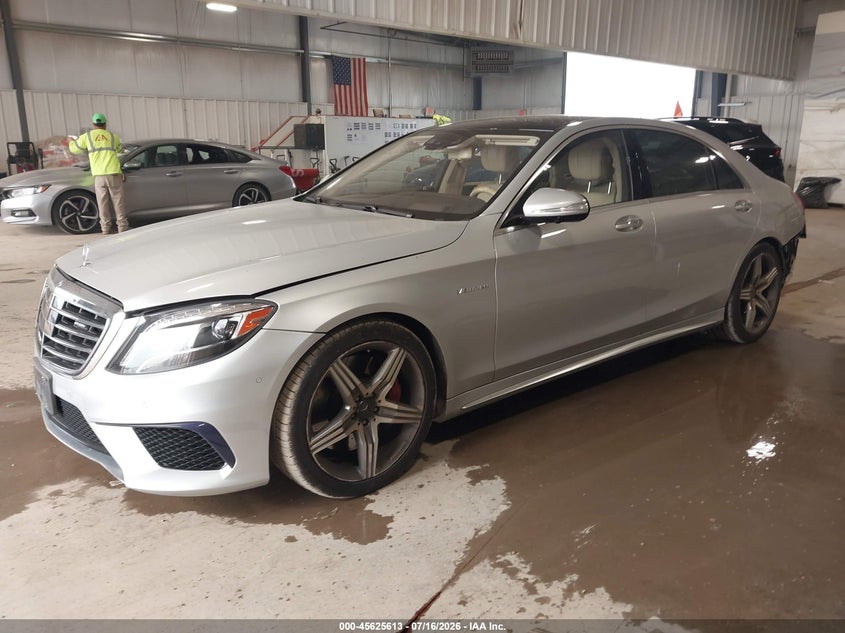 2016 Mercedes-benz VIN WDDUG7JB0GA205494 IAAI salvage auction — REAR END, Salvage (Illinois), sold $22,750 on 2026-08-12 (photo 2)