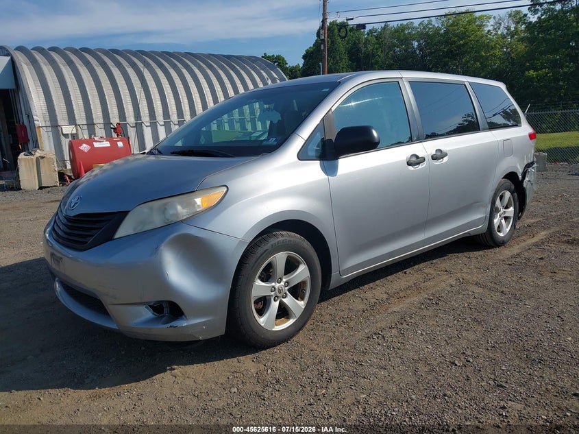 2012 Toyota Sienna VIN 5TDZK3DC7CS197466 IAAI salvage auction — NORMAL WEAR, Clear (New Jersey), sold $1,150 on 2026-07-23 (photo 2)