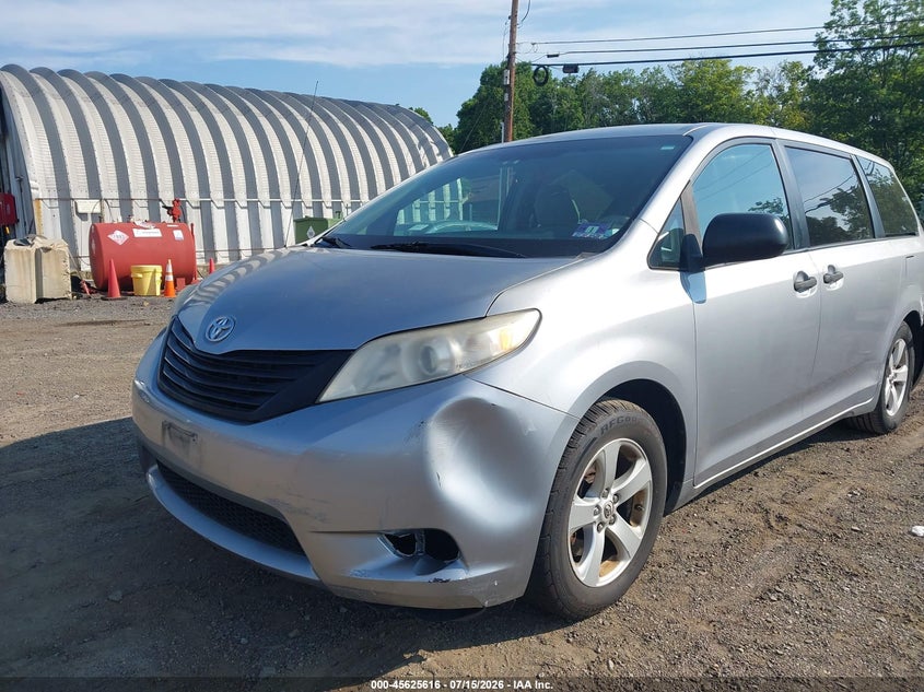 2012 Toyota Sienna VIN 5TDZK3DC7CS197466 IAAI salvage auction — NORMAL WEAR, Clear (New Jersey), sold $1,150 on 2026-07-23 (photo 6)