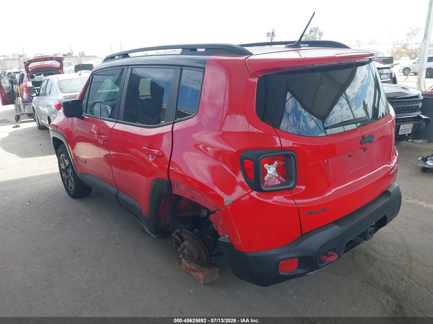 2017 Jeep Renegade VIN ZACCJBCB8HPF94619 IAAI salvage auction — REAR END, Salvage Title, sold $2,750 on 2026-07-26 (photo 3)