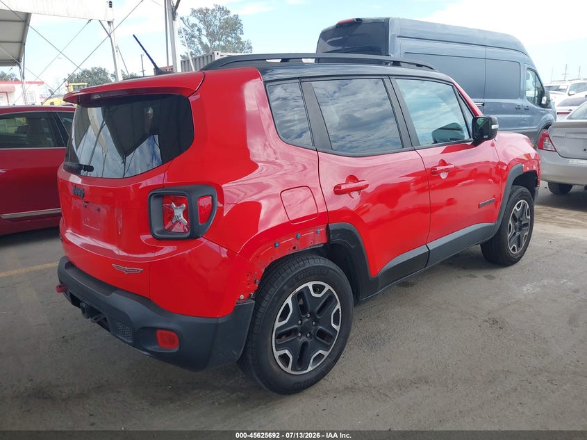 2017 Jeep Renegade VIN ZACCJBCB8HPF94619 IAAI salvage auction — REAR END, Salvage Title, sold $2,750 on 2026-07-26 (photo 4)