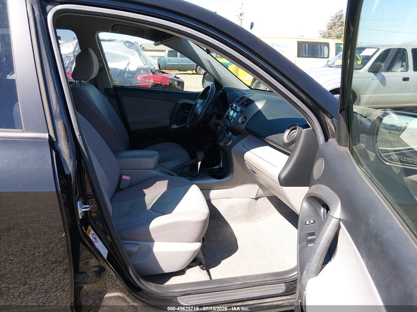 2008 Toyota Rav4 VIN JTMBD35V885183679 IAAI salvage auction — NORMAL WEAR, Peddle Clear Public-Restricted (Oregon), sold $675 on 2026-07-20 (photo 5)