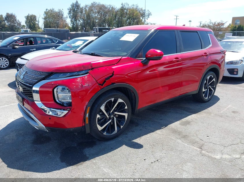 2024 Mitsubishi Outlander VIN JA4J3VA8XRZ069889 IAAI salvage auction — LEFT FRONT, Salvage Title, sold $8,650 on 2026-08-13 (photo 2)