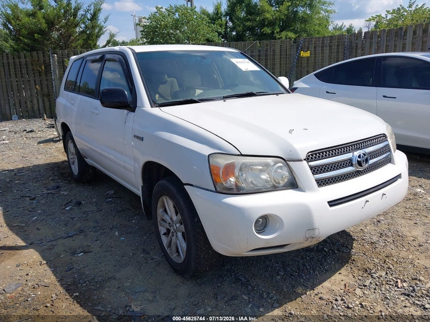 2006 Toyota Highlander hybrid VIN JTEEW21A460019033 IAAI salvage auction — NORMAL WEAR, Clear (Virginia), sold $600 on 2026-07-27 (photo 1)