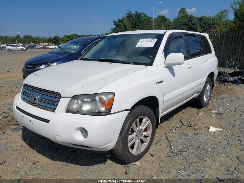 2006 Toyota Highlander hybrid VIN JTEEW21A460019033 IAAI salvage auction — NORMAL WEAR, Clear (Virginia), sold $600 on 2026-07-27 (photo 2)