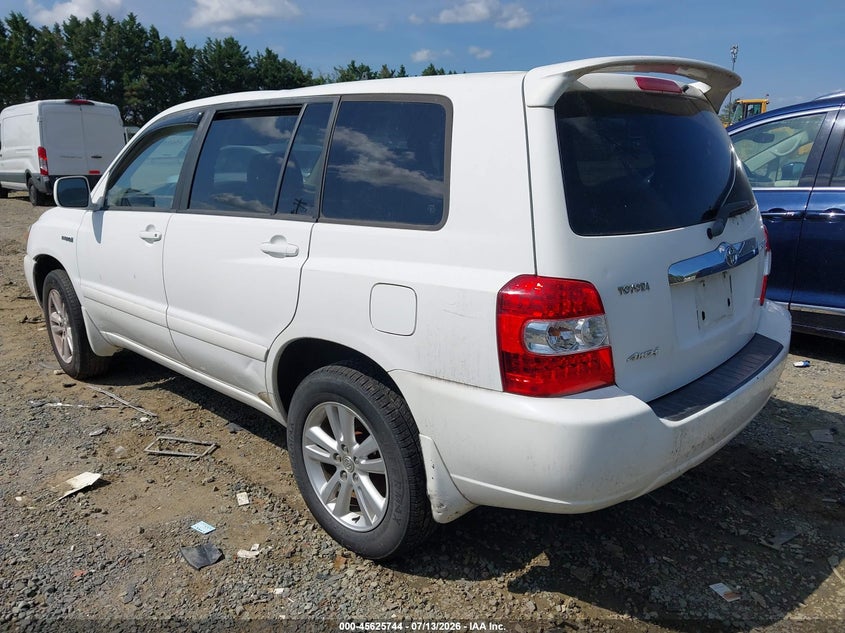 2006 Toyota Highlander hybrid VIN JTEEW21A460019033 IAAI salvage auction — NORMAL WEAR, Clear (Virginia), sold $600 on 2026-07-27 (photo 3)