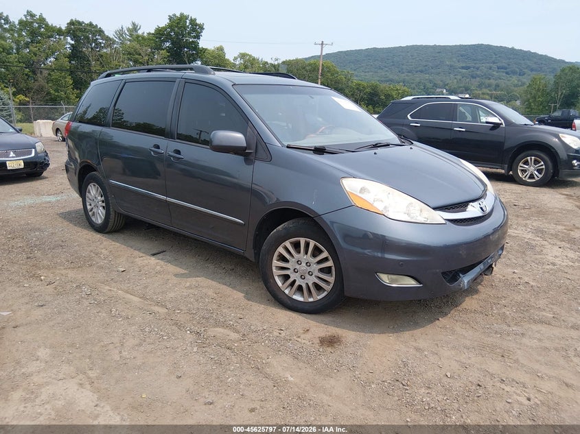 2008 Toyota Sienna VIN 5TDBK22C98S014946 IAAI salvage auction — NORMAL WEAR, Clear (New Jersey), sold $1,375 on 2026-07-16 (photo 1)