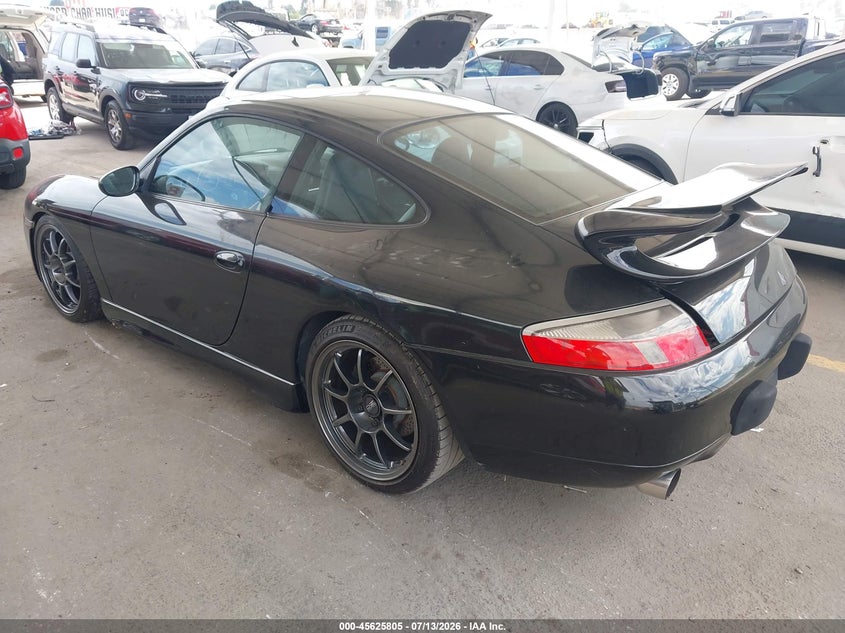 2000 Porsche 911 VIN WP0AA299XYS622975 IAAI salvage auction — RIGHT SIDE, Salvage (California), sold $11,200 on 2026-08-01 (photo 3)