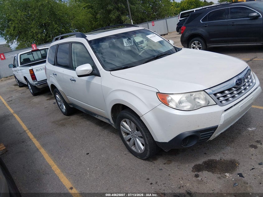 2012 Subaru Forester VIN JF2SHADC8CH460770 IAAI salvage auction — NORMAL WEAR, Salvage Title, sold $1,700 on 2026-07-17 (photo 1)