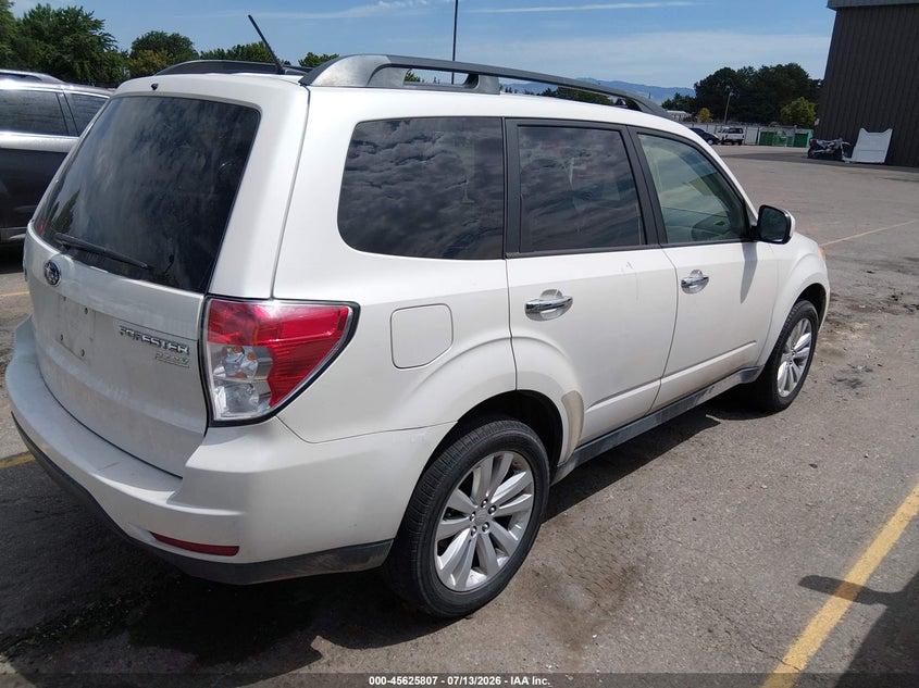 2012 Subaru Forester VIN JF2SHADC8CH460770 IAAI salvage auction — NORMAL WEAR, Salvage Title, sold $1,700 on 2026-07-17 (photo 4)