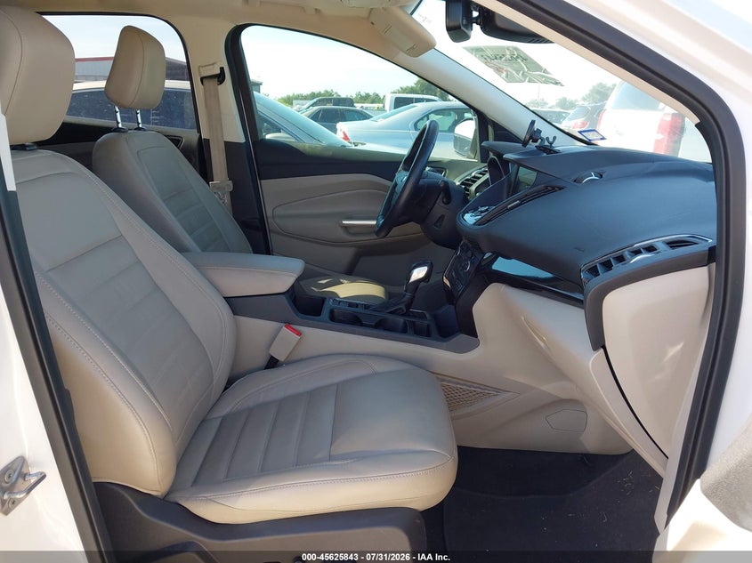2018 Ford Escape VIN 1FMCU0J95JUA22077 IAAI salvage auction — NORMAL WEAR, Clear (Texas), sold $7,650 on 2026-08-20 (photo 5)