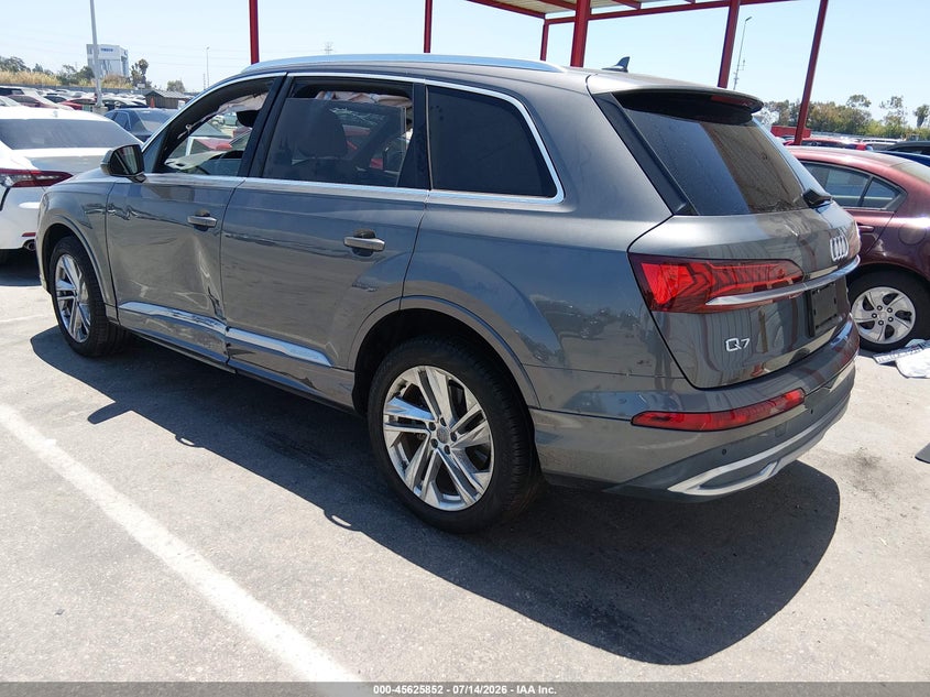 2020 Audi Q7 VIN WA1AJAF75LD009585 IAAI salvage auction — SIDE, Salvage Title, sold $13,700 on 2026-08-07 (photo 3)