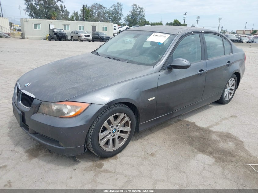 2007 BMW 3 series VIN WBAVC53567FZ78041 IAAI salvage auction — WATER/FLOOD, Salvage (California), sold $625 on 2026-07-31 (photo 2)