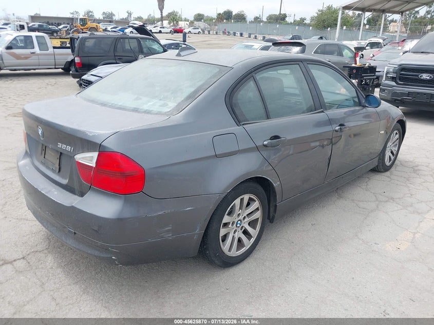 2007 BMW 3 series VIN WBAVC53567FZ78041 IAAI salvage auction — WATER/FLOOD, Salvage (California), sold $625 on 2026-07-31 (photo 4)