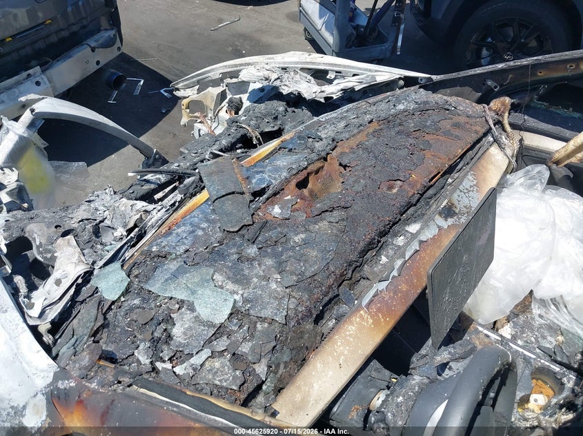 2022 Tesla Model 3 VIN 5YJ3E1EB9NF198794 IAAI salvage auction — EXTERIOR BURN, Salvage Title, sold $1,700 on 2026-08-23 (photo 6)
