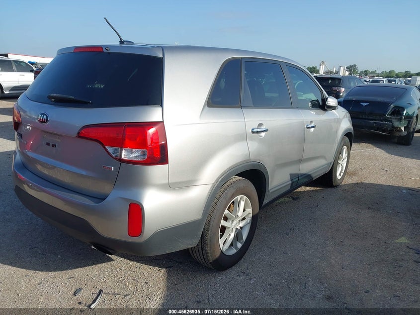 2015 Kia Sorento VIN 5XYKT3A61FG630827 IAAI salvage auction — NORMAL WEAR, Original (Texas), sold $1,050 on 2026-07-28 (photo 4)