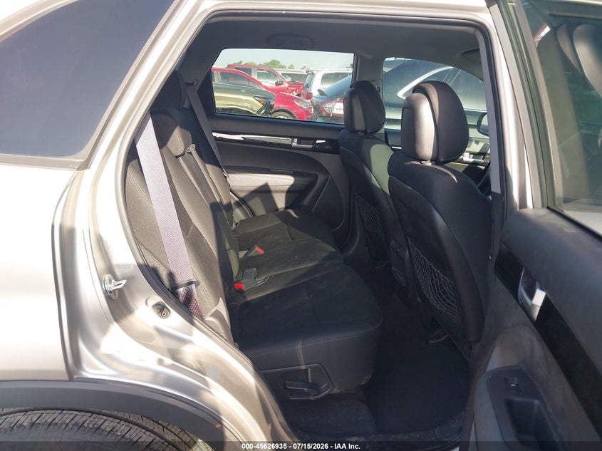 2015 Kia Sorento VIN 5XYKT3A61FG630827 IAAI salvage auction — NORMAL WEAR, Original (Texas), sold $1,050 on 2026-07-28 (photo 8)