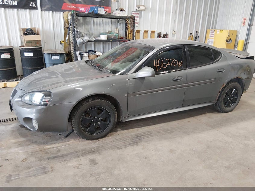 2007 Pontiac Grand prix VIN 2G2WP552171196806 IAAI salvage auction — REAR END, Salvage (North Dakota), sold $200 on 2026-08-01 (photo 2)