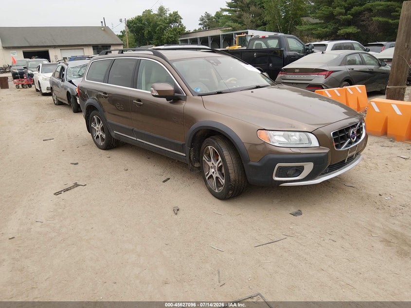 2012 Volvo Xc70 VIN YV4902BZ1C1138740 IAAI salvage auction — NORMAL WEAR, Salvage Title, sold $1,550 on 2026-07-22 (photo 1)