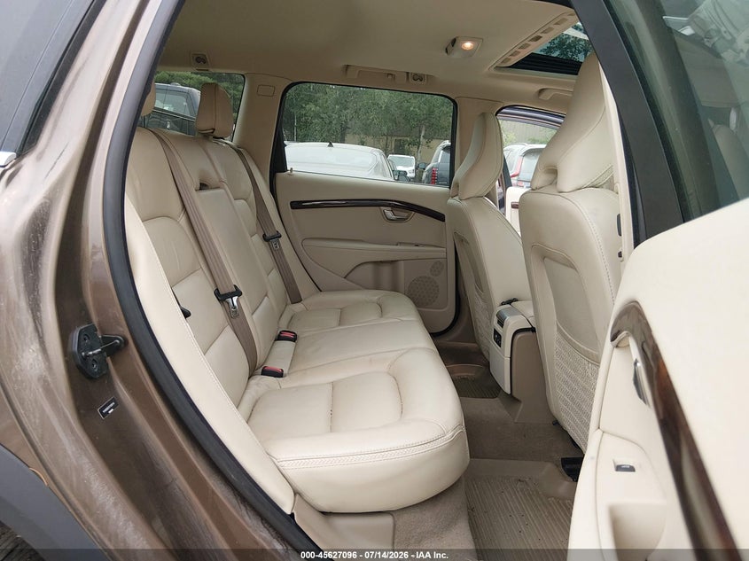 2012 Volvo Xc70 VIN YV4902BZ1C1138740 IAAI salvage auction — NORMAL WEAR, Salvage Title, sold $1,550 on 2026-07-22 (photo 8)