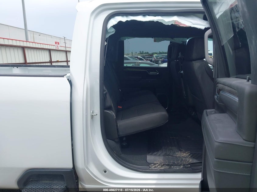 2025 Chevrolet Silverado 2500 VIN 1GC1KNEYXSF353212 IAAI salvage auction — RIGHT SIDE, Enterprise Vehicles Clear Only (Nevada), sold $30,050 on 2026-07-23 (photo 8)