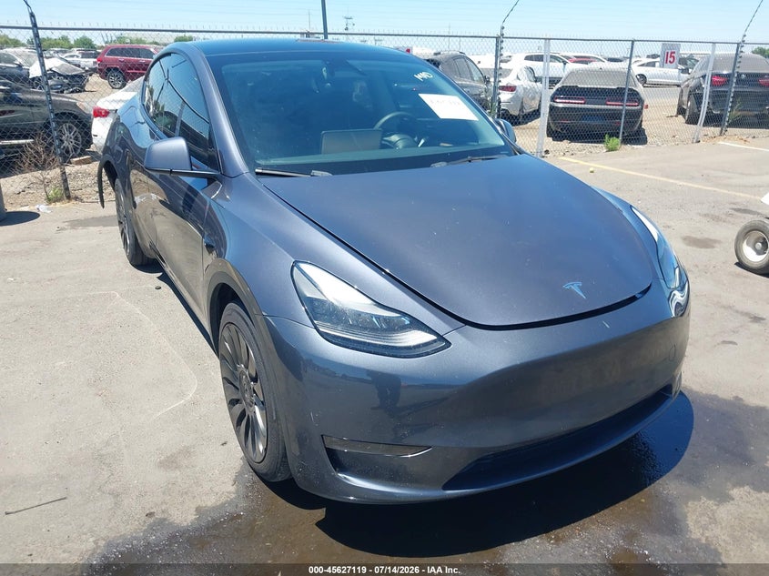 2023 Tesla Model y VIN 7SAYGDEE2PF840550 IAAI salvage auction — REAR END, Wait Title, sold $13,200 on 2026-08-31 (photo 1)