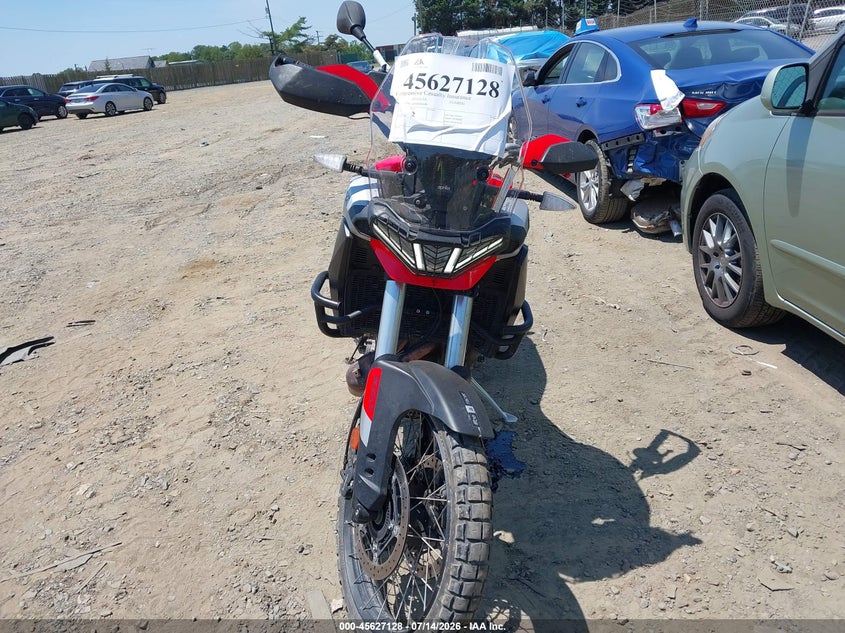 2022 Aprilia Tuareg VIN ZD4XBUA09NS000495 IAAI salvage auction — UNDERCARRIAGE, Salvage Title, sold $2,700 on 2026-08-12 (photo 5)