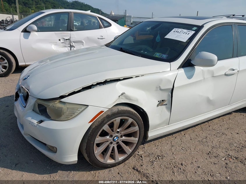 2011 BMW 3er VIN WBAPK5G52BNN24390 IAAI salvage auction — FRONT & REAR, Salvage (Pennsylvania), sold $325 on 2026-07-28 (photo 6)
