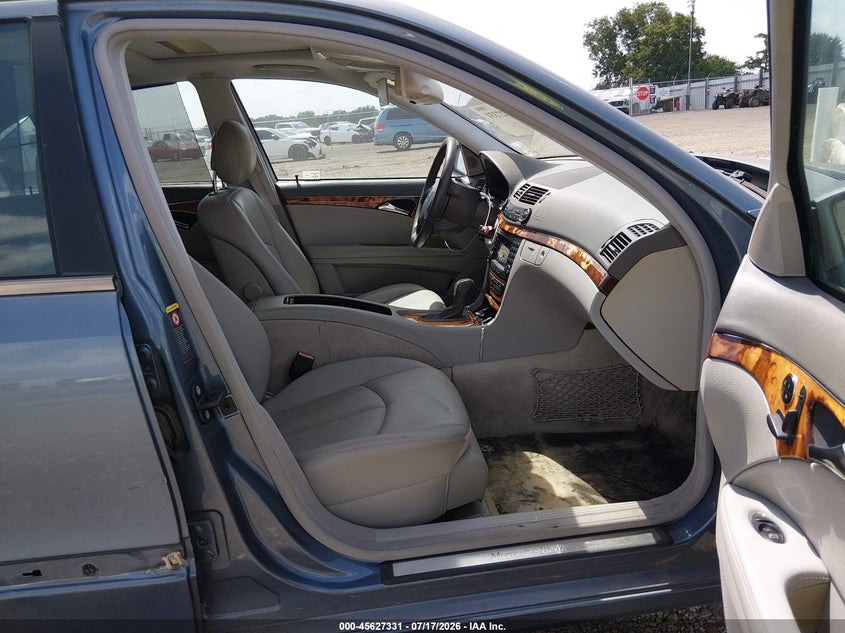 2005 Mercedes-benz E-klasse VIN WDBUF65J55A710550 IAAI salvage auction — RIGHT FRONT, Salvage (Louisiana), sold $1,000 on 2026-08-26 (photo 5)