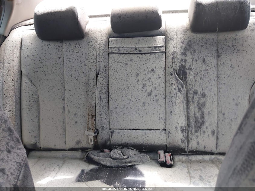2009 Volkswagen Passat VIN WVWJK73C29P052294 IAAI salvage auction — Burn Interior, Salvage (North Carolina), sold $450 on 2026-08-13 (photo 8)