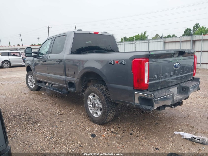 2025 Ford F250 VIN 1FT7W2BT3SEC34008 IAAI salvage auction — FRONT & REAR, Salvage Title, sold $35,500 on 2026-07-30 (photo 3)