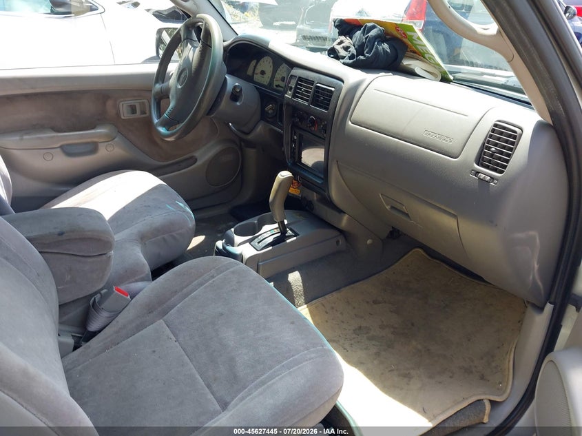 2002 Toyota Tacoma VIN 5TEVL52N22Z087311 IAAI salvage auction — REAR END, Salvage (Idaho), sold $1,100 on 2026-08-01 (photo 5)