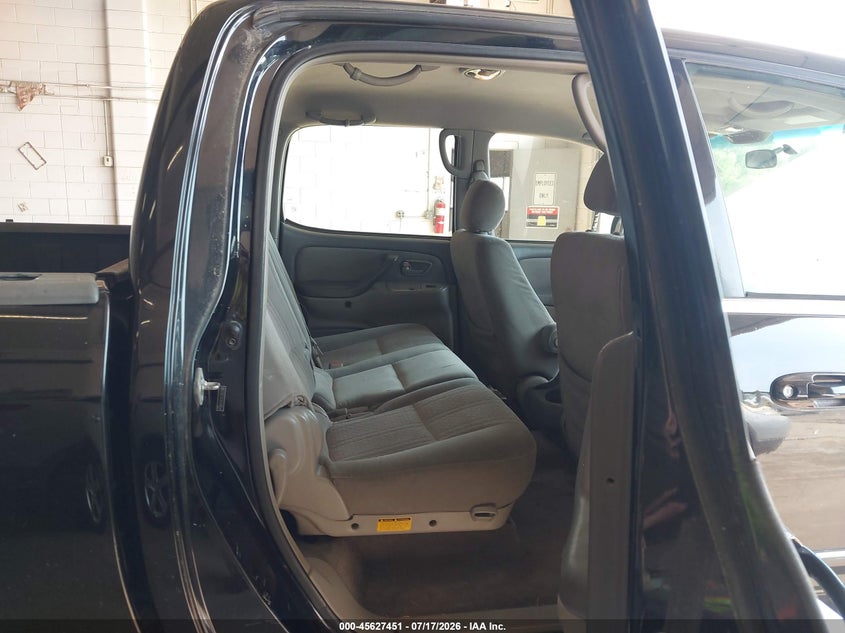 2005 Toyota Tundra VIN 5TBET34165S480544 IAAI salvage auction — NORMAL WEAR, Clear (Minnesota), sold $1,000 on 2026-07-29 (photo 8)