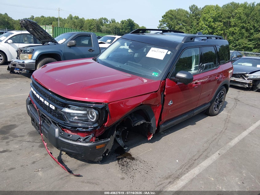 2025 Ford Bronco sport VIN 3FMCR9CN4SRF36009 IAAI salvage auction — LEFT FRONT, Wait Title, sold $8,900 on 2026-08-19 (photo 2)