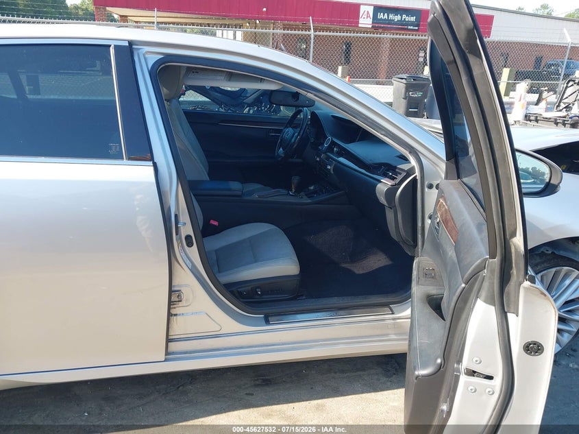 2014 Lexus ES VIN JTHBK1GG5E2099453 IAAI salvage auction — FRONT & REAR, Salvage (North Carolina), sold $2,450 on 2026-08-02 (photo 5)