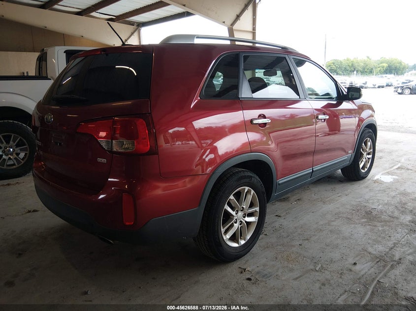 2015 Kia Sorento VIN 5XYKTDA69FG650278 IAAI salvage auction — NORMAL WEAR, Salvage Title, sold $800 on 2026-07-20 (photo 4)